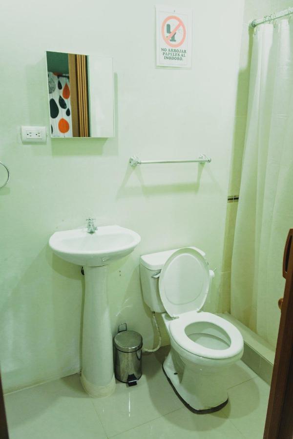 Hotel Casa Blanca León Екстериор снимка