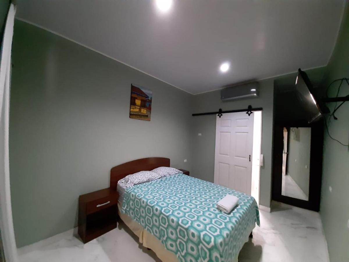 Hotel Casa Blanca León Екстериор снимка