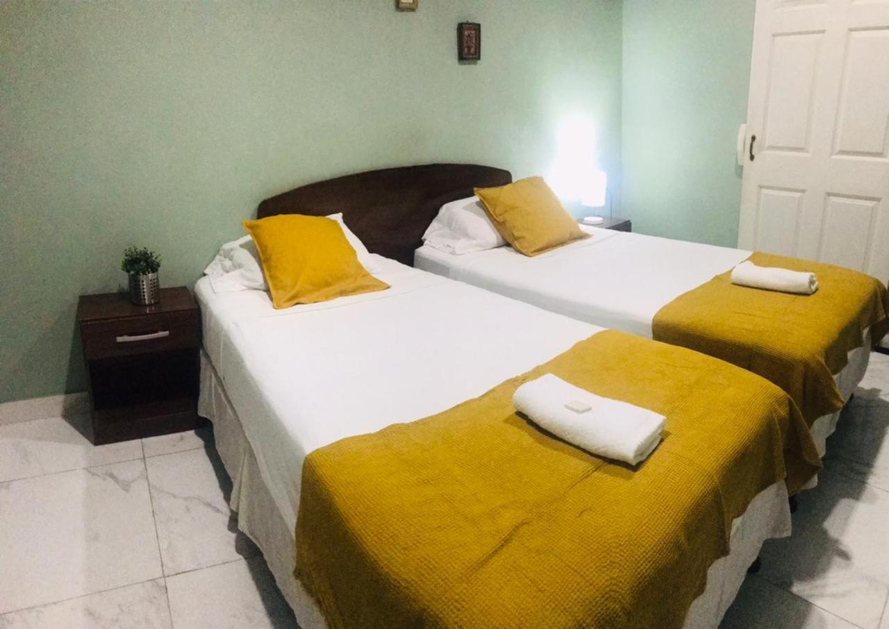 Hotel Casa Blanca León Екстериор снимка