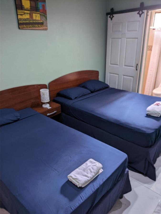 Hotel Casa Blanca León Екстериор снимка
