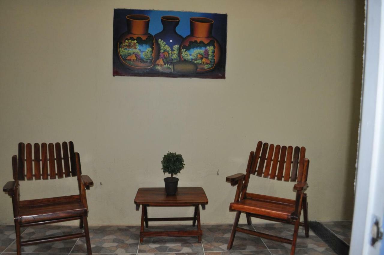Hotel Casa Blanca León Екстериор снимка