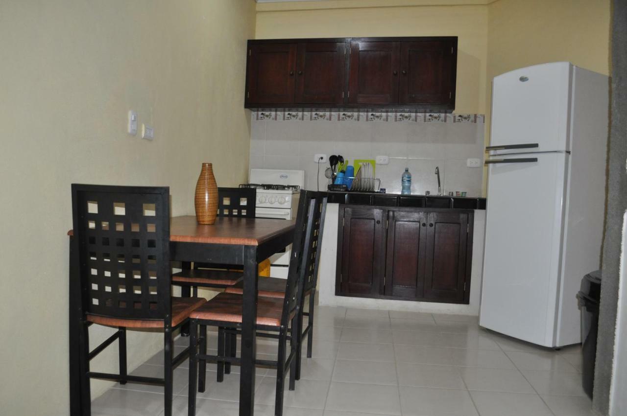 Hotel Casa Blanca León Екстериор снимка