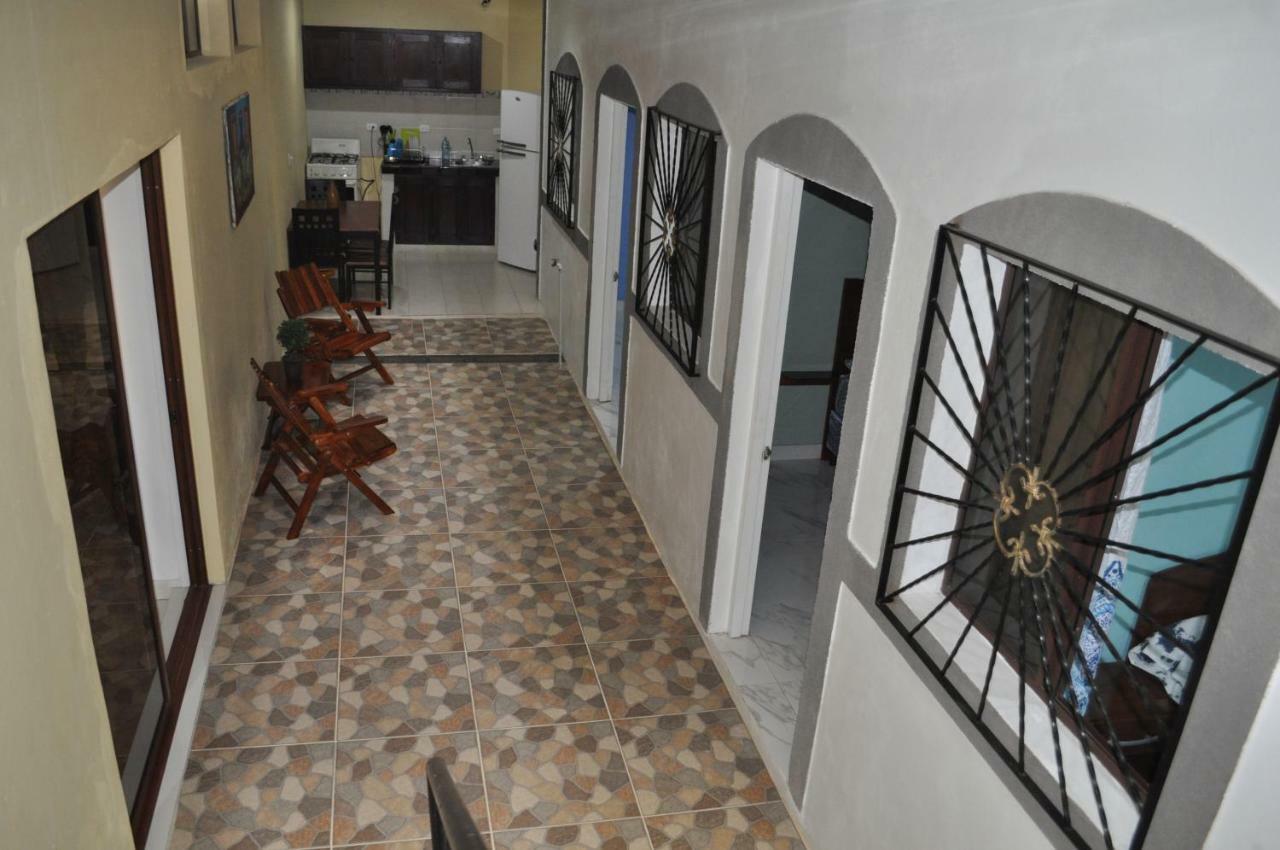 Hotel Casa Blanca León Екстериор снимка