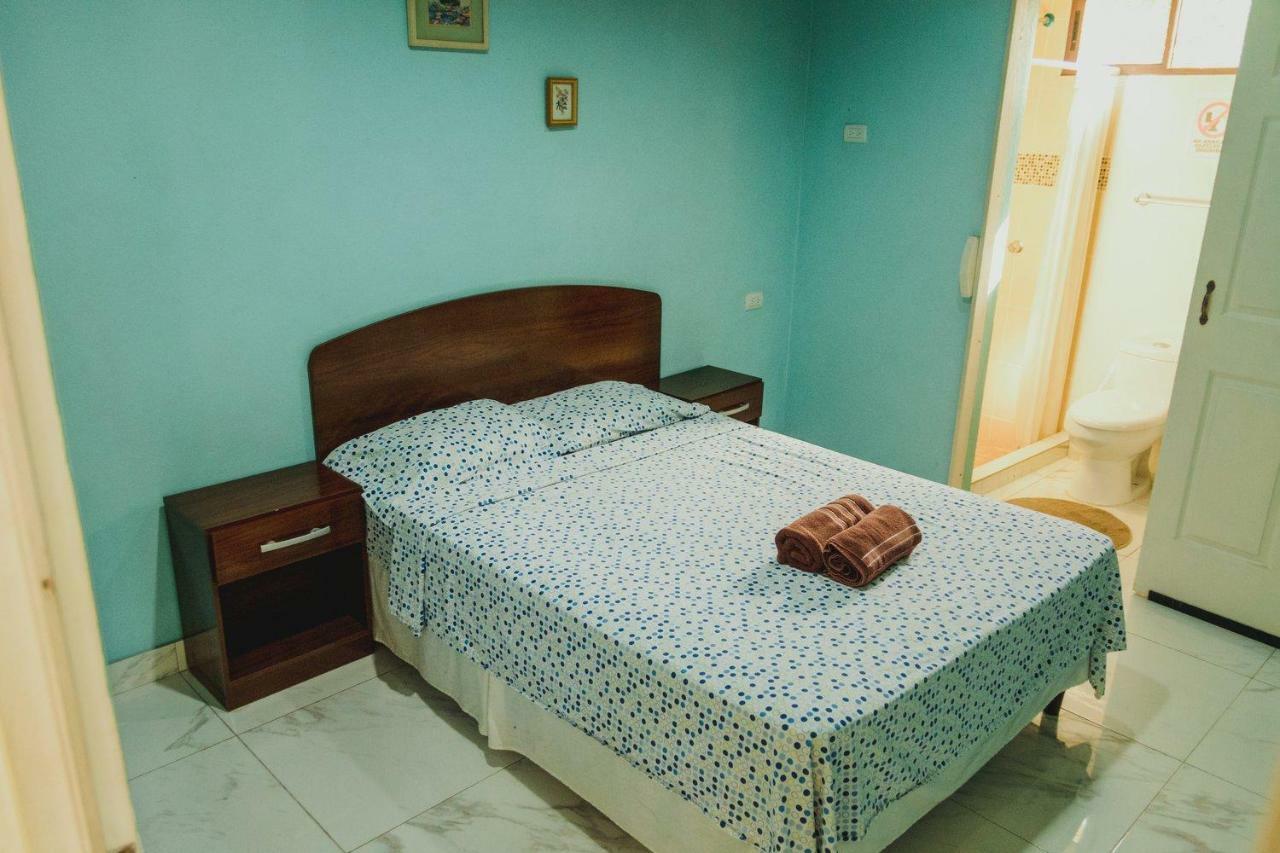 Hotel Casa Blanca León Екстериор снимка